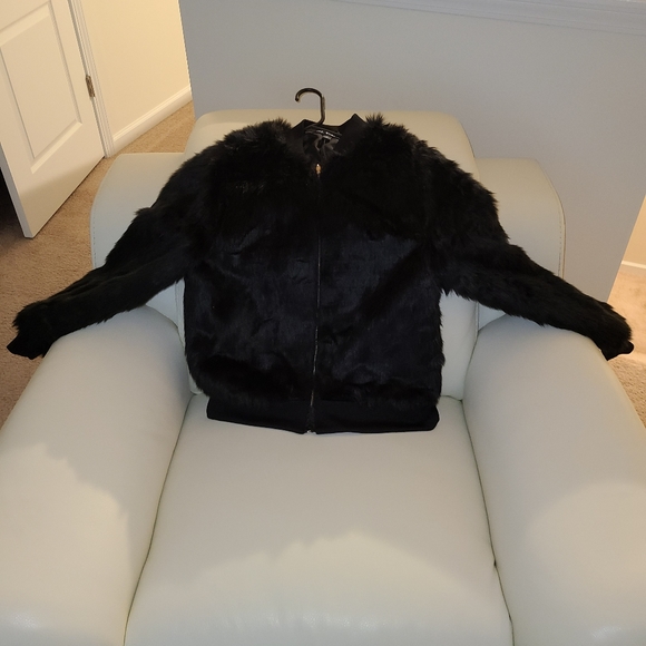 Coat - Picture 3 of 3